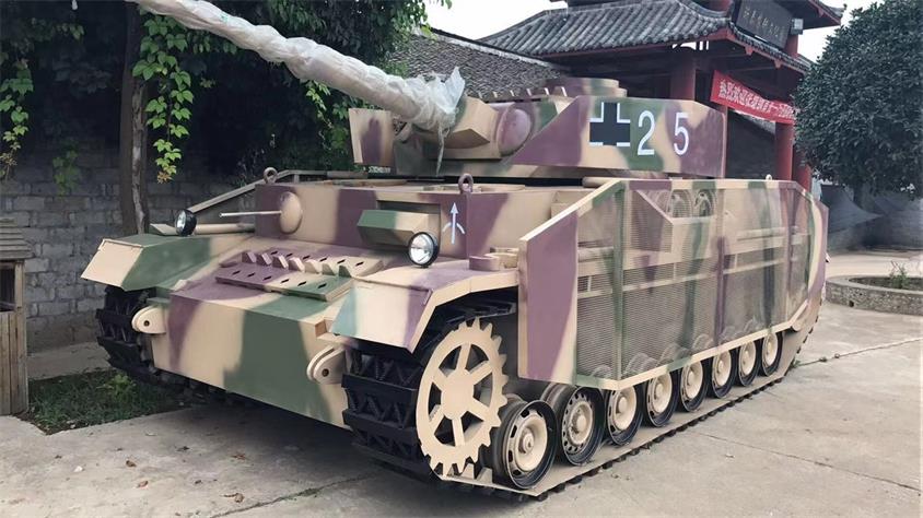 镇远县坦克模型